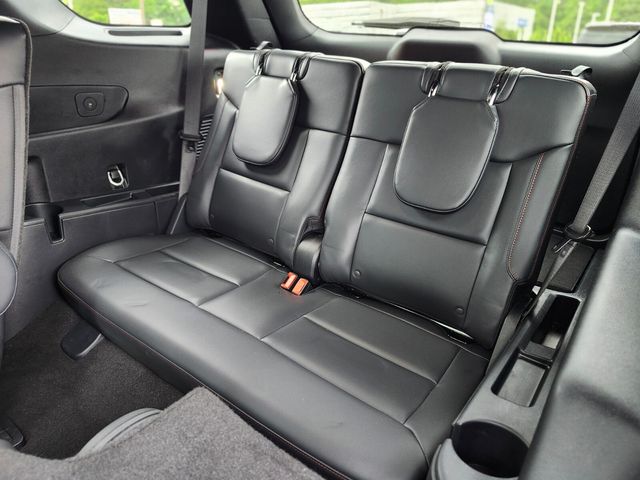 Used 2025 Ford Explorer - photo 20
