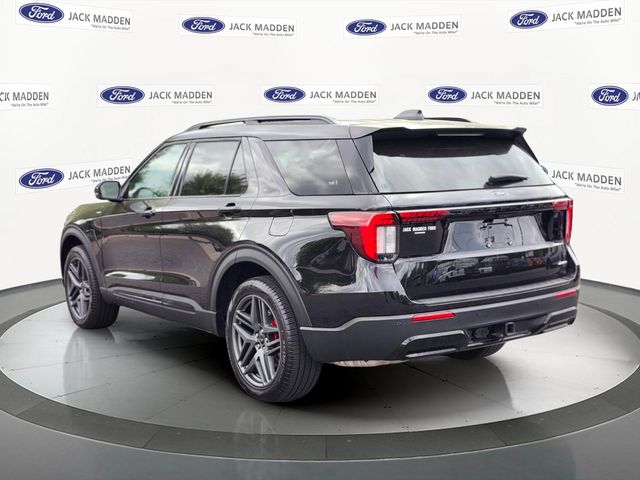 Used 2025 Ford Explorer - photo 5
