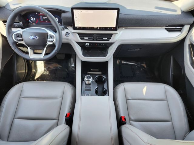 Used 2025 Ford Explorer - photo 14