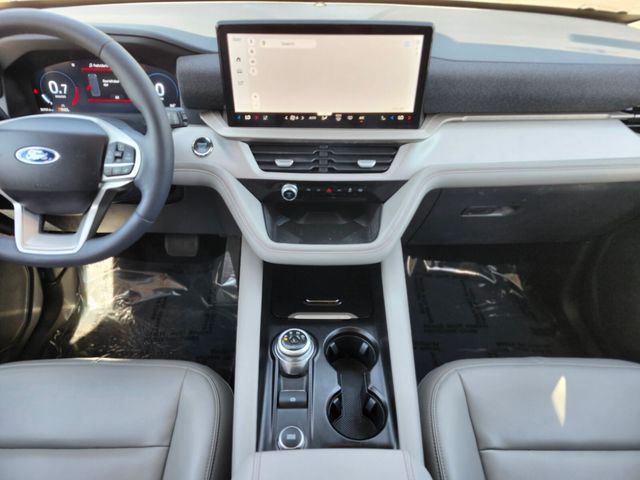 Used 2025 Ford Explorer - photo 16