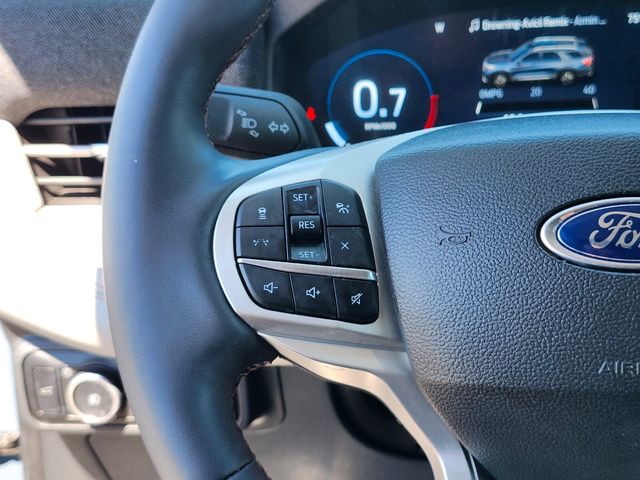 Used 2025 Ford Explorer - photo 33