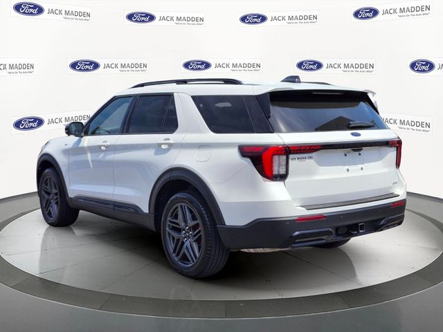 Used 2025 Ford Explorer - photo 5