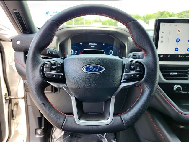Used 2025 Ford Explorer - photo 32