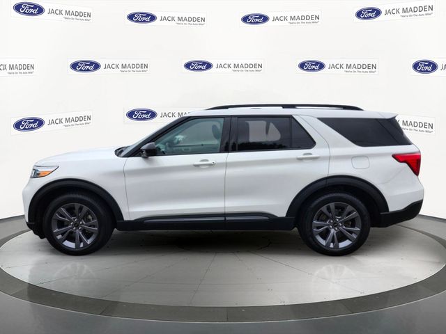 Used 2023 Ford Explorer - photo 2