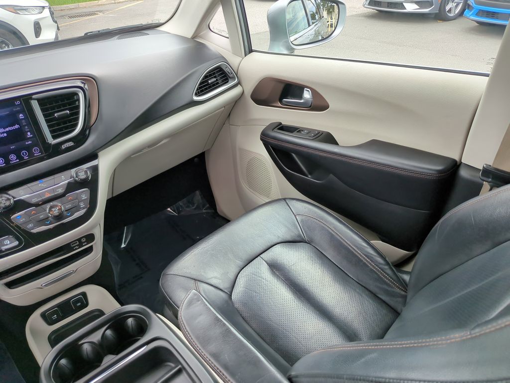 Used 2018 Chrysler Pacifica - photo 19