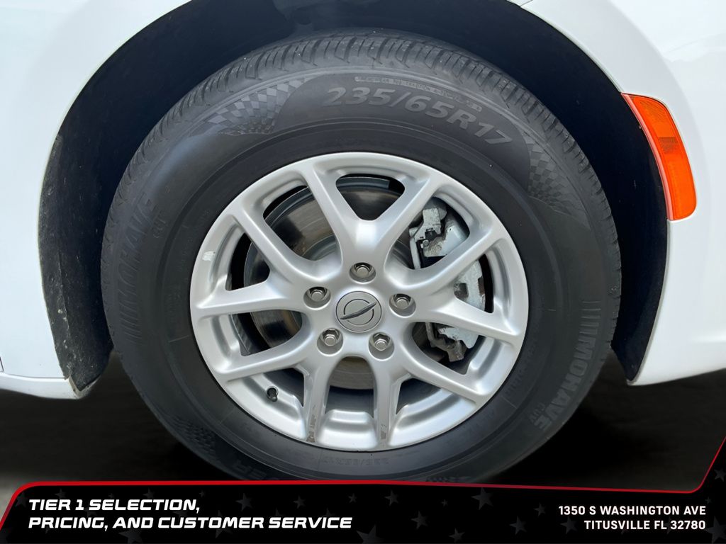 Used 2023 Chrysler Pacifica - photo 15