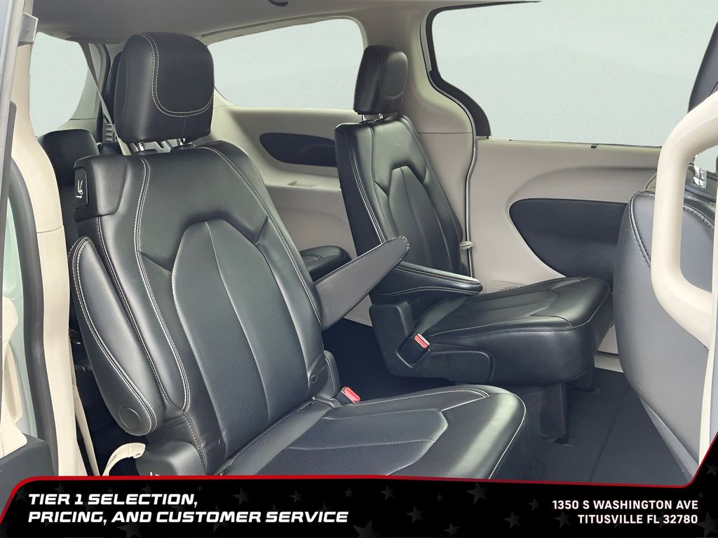 Used 2023 Chrysler Pacifica - photo 21