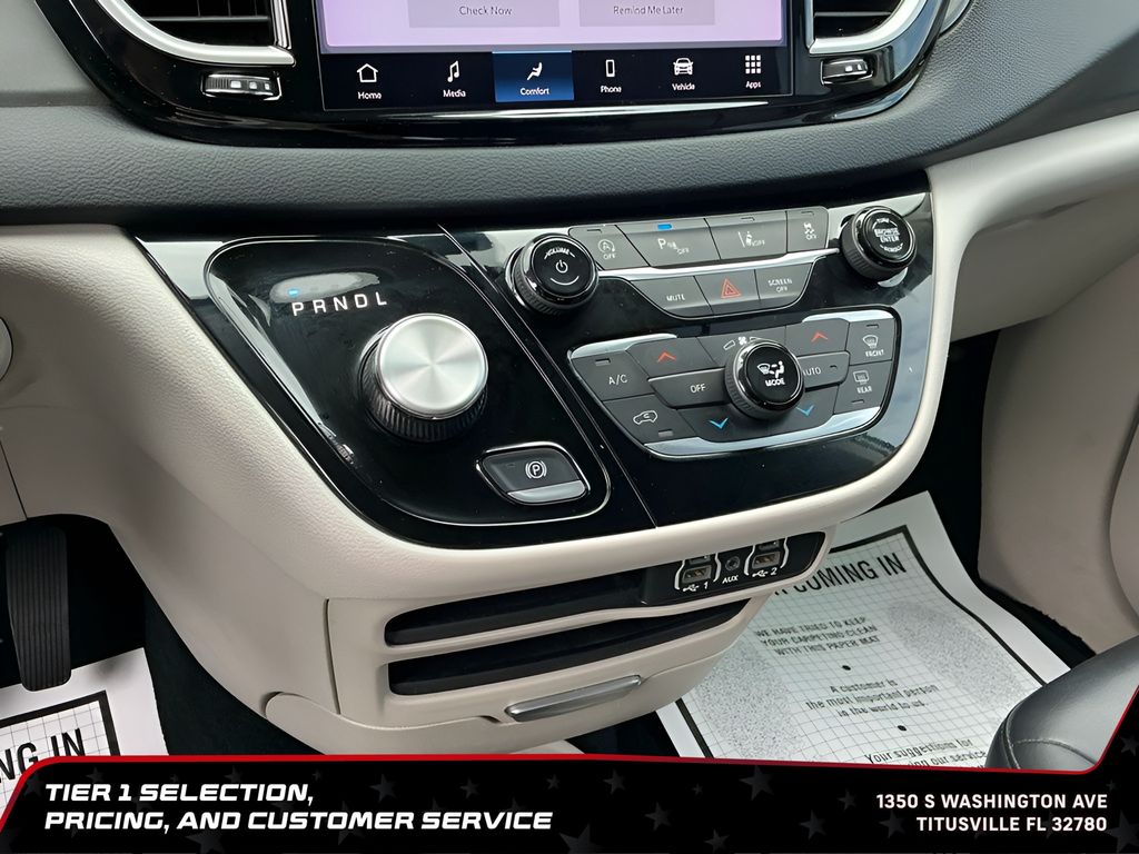 Used 2023 Chrysler Pacifica - photo 34