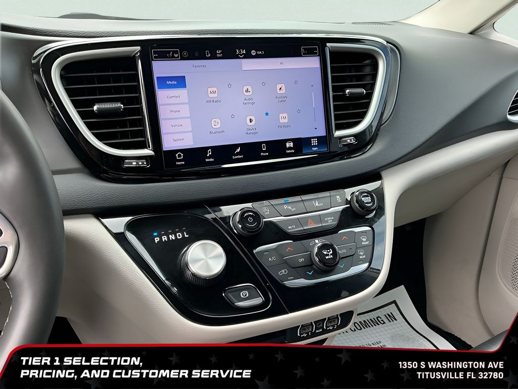 Used 2023 Chrysler Pacifica - photo 36