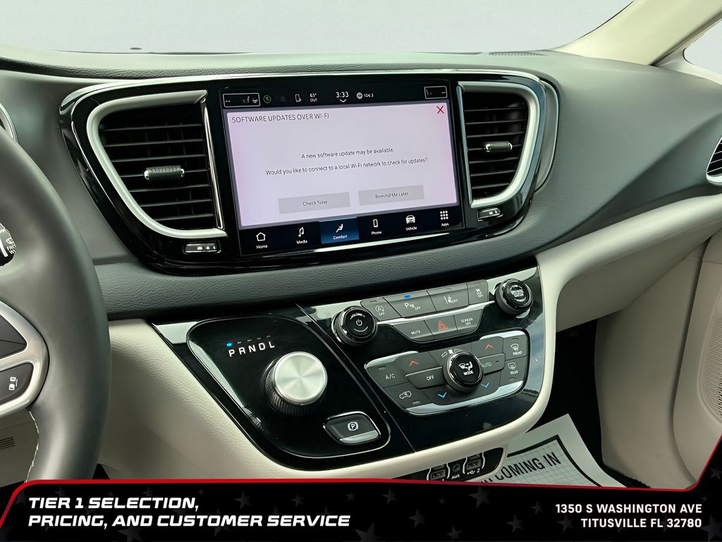 Used 2023 Chrysler Pacifica - photo 37