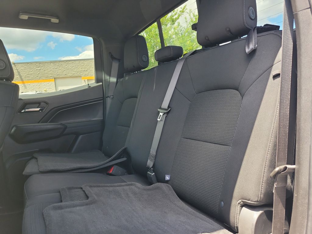 Used 2023 Chevrolet Colorado - photo 33