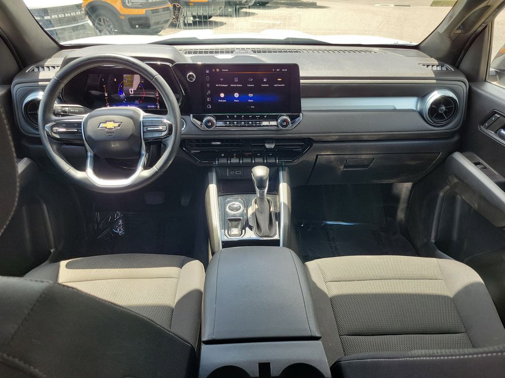 Used 2023 Chevrolet Colorado - photo 34