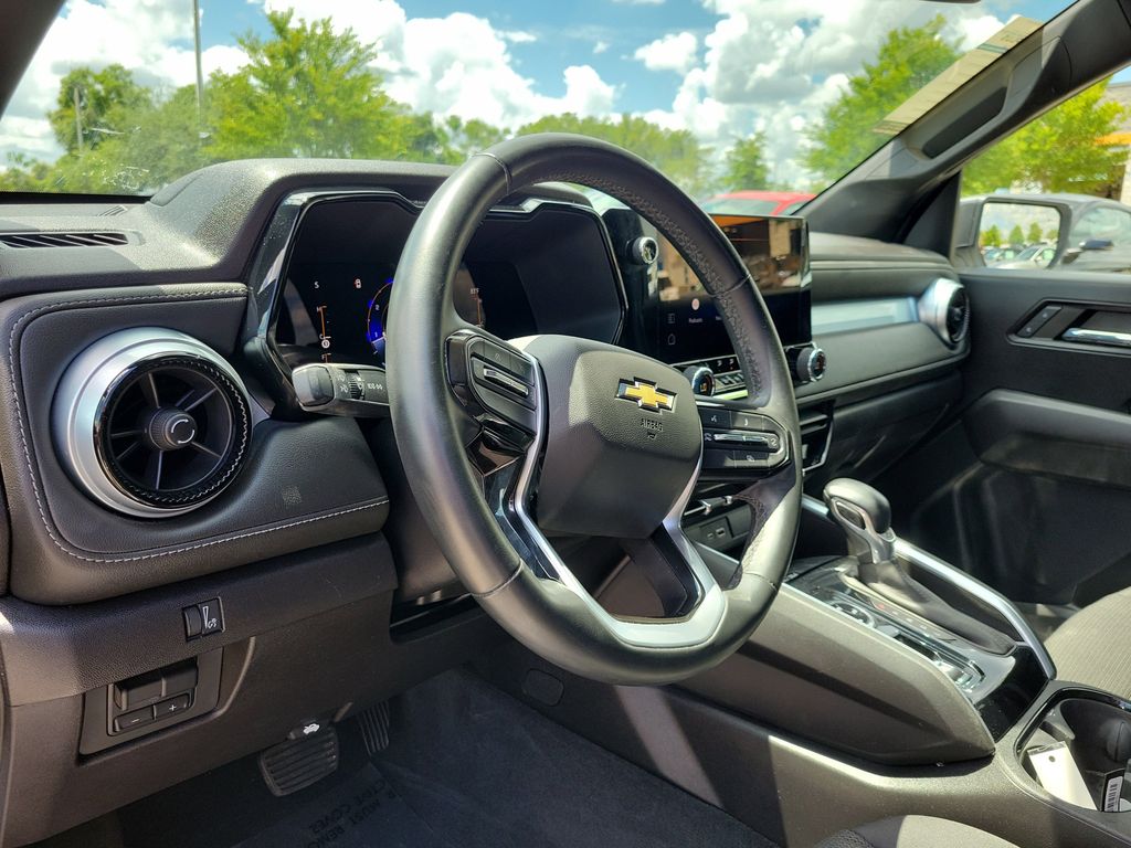 Used 2023 Chevrolet Colorado - photo 7
