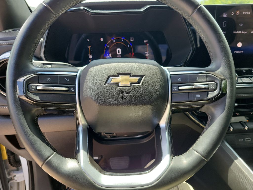 Used 2023 Chevrolet Colorado - photo 9
