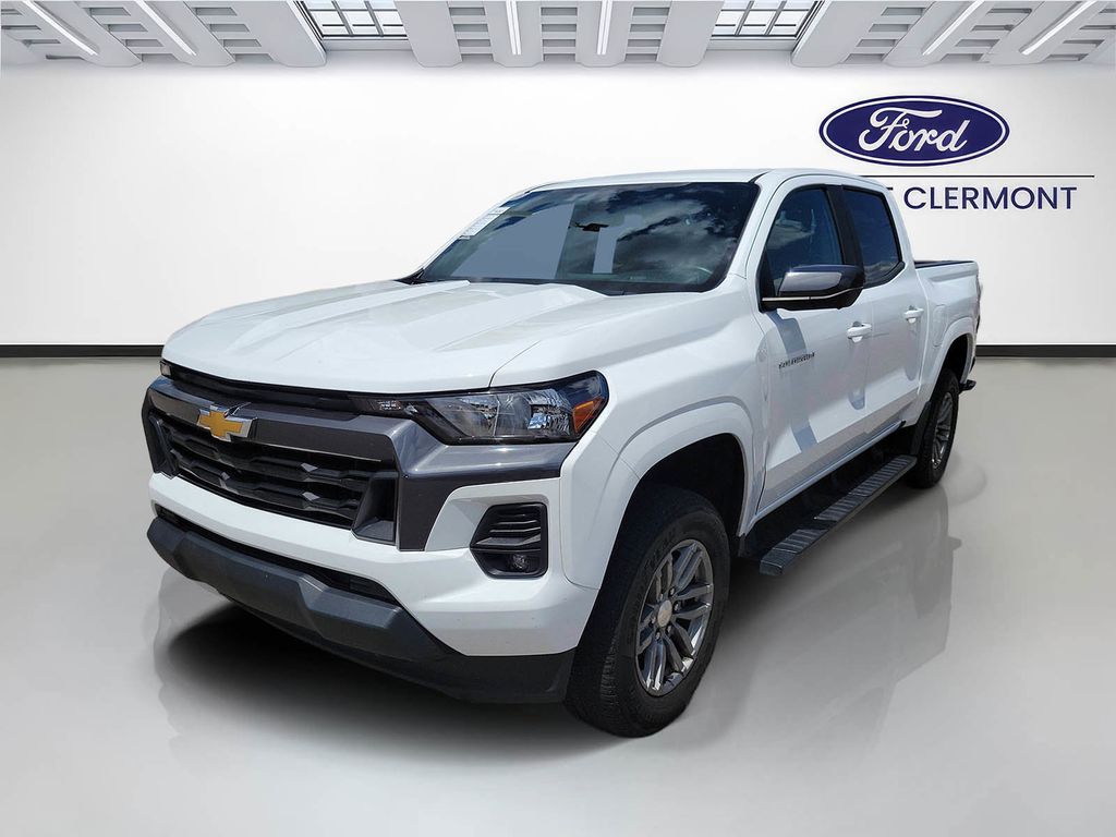 Used 2023 Chevrolet Colorado - photo 24