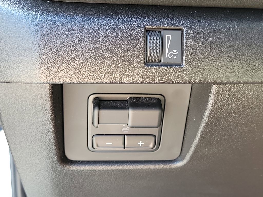 Used 2023 Chevrolet Colorado - photo 21