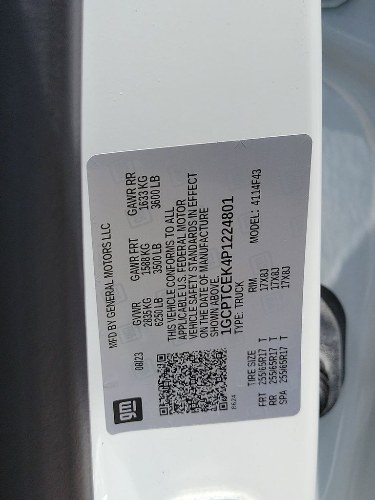 Used 2023 Chevrolet Colorado - photo 22