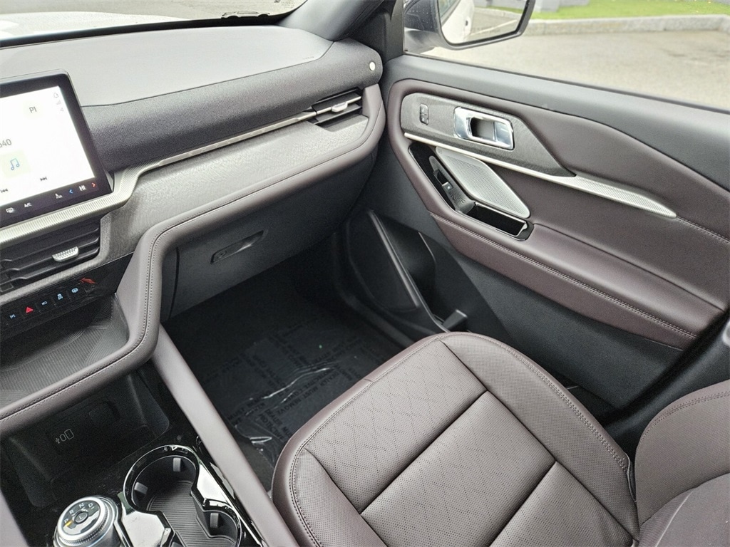 New 2026 Ford Explorer - photo 24