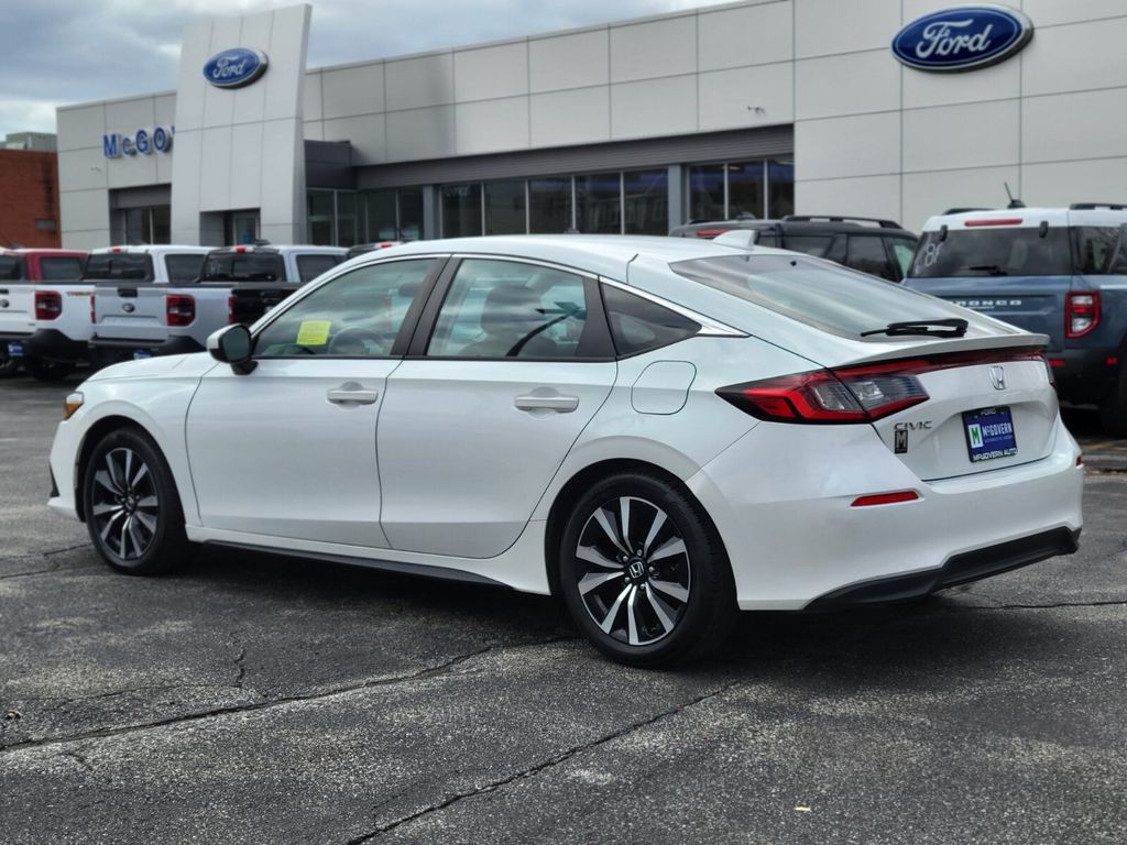 Used 2023 Honda Civic - photo 2