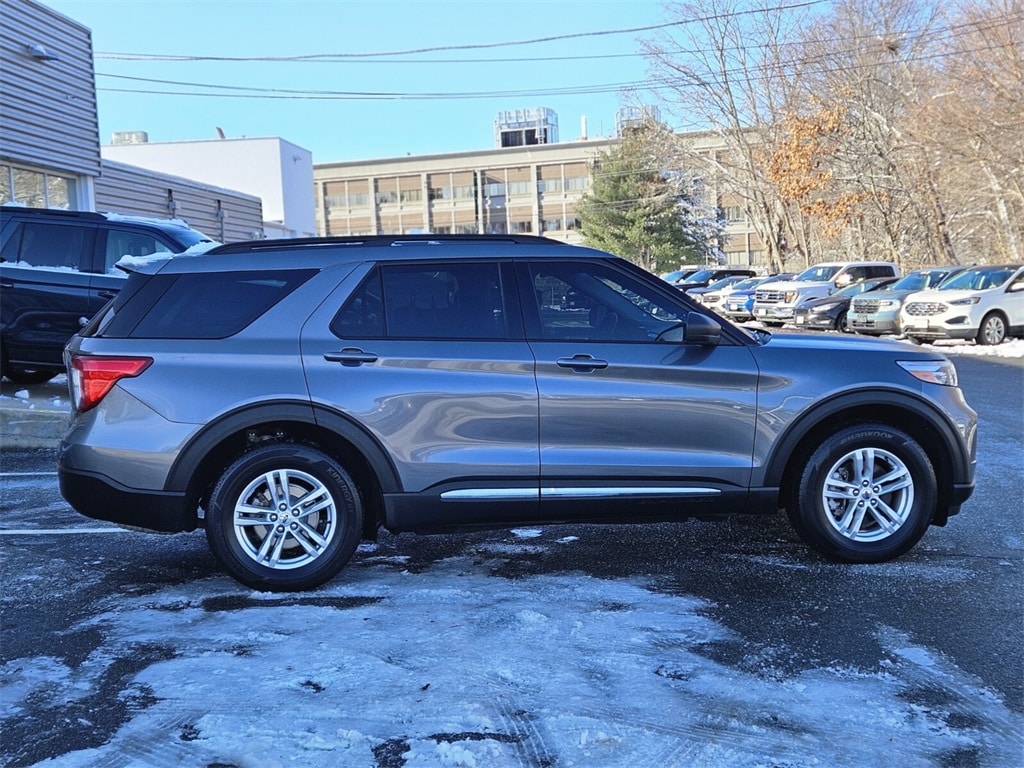 Used 2022 Ford Explorer - photo 8