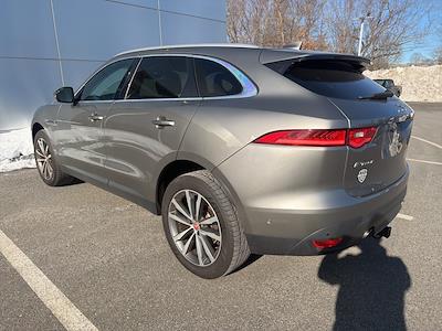 Used 2019 Jaguar F-Pace - photo 1