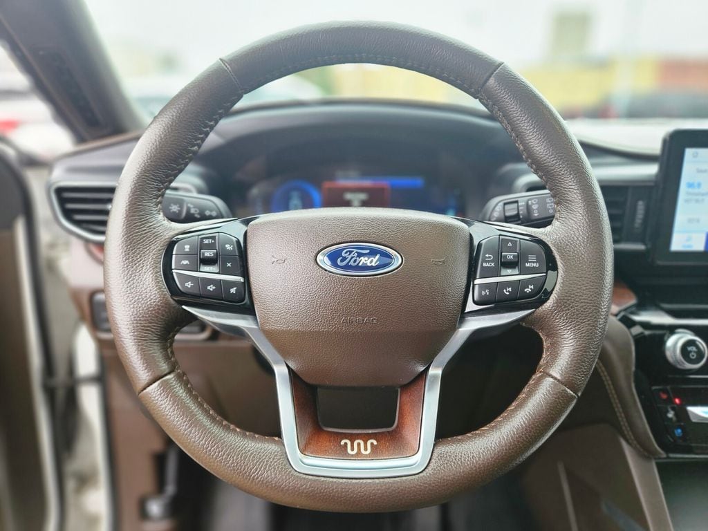 Used 2023 Ford Explorer - photo 28