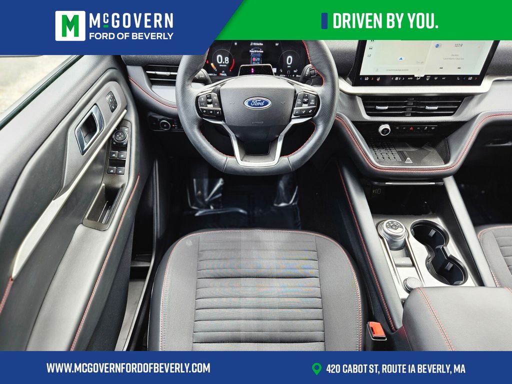 Used 2025 Ford Explorer - photo 13