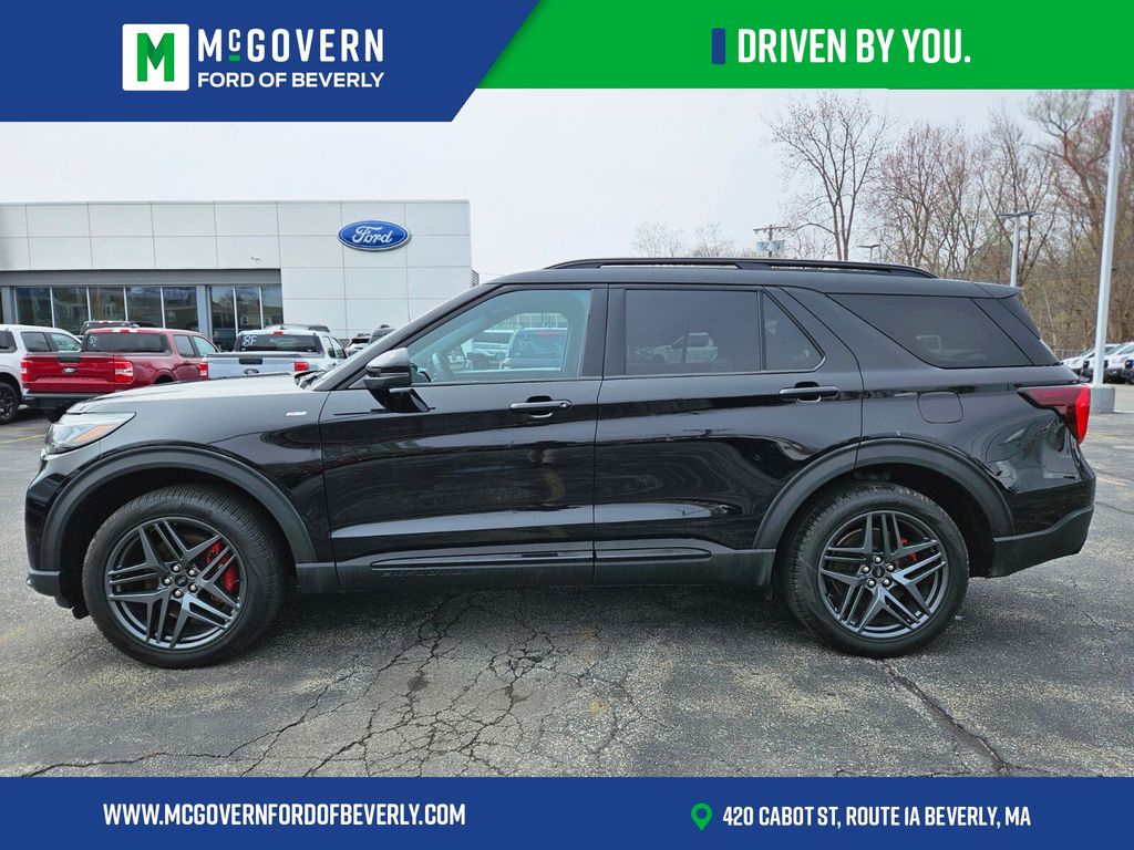Used 2025 Ford Explorer - photo 5
