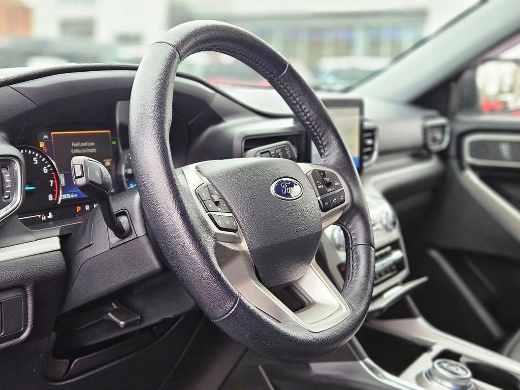 Used 2022 Ford Explorer - photo 17