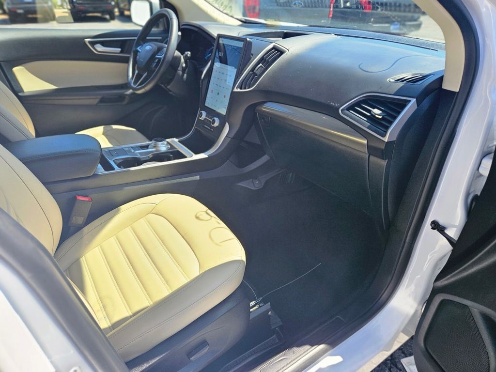 Used 2023 Ford Edge - photo 11