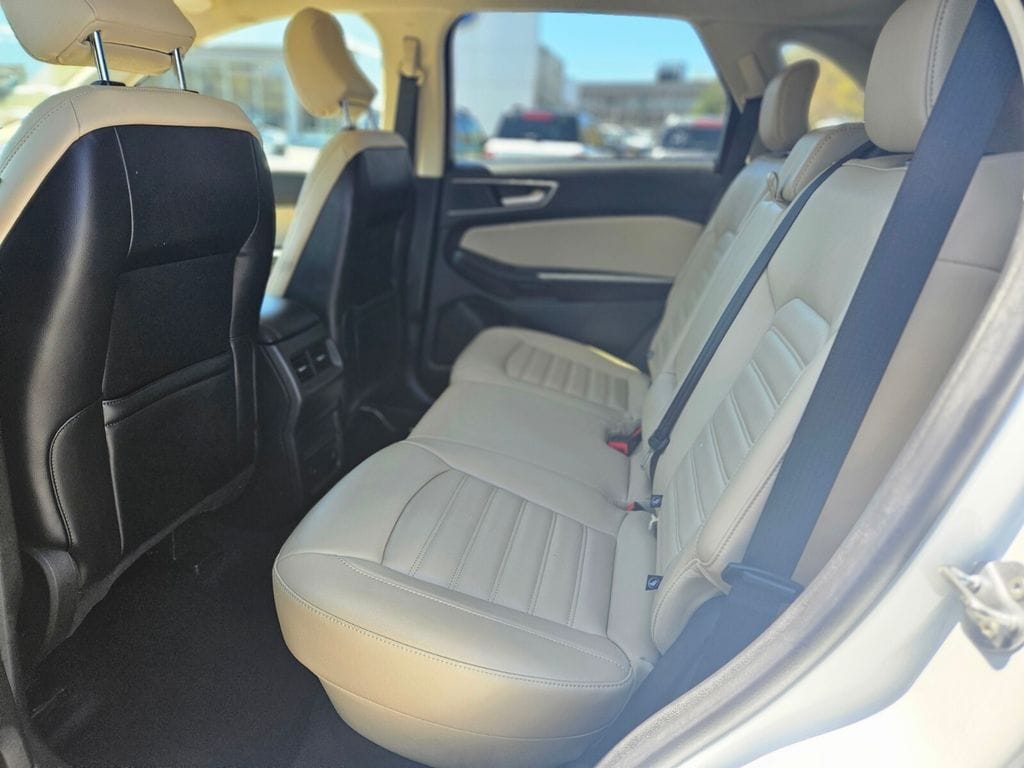 Used 2023 Ford Edge - photo 16