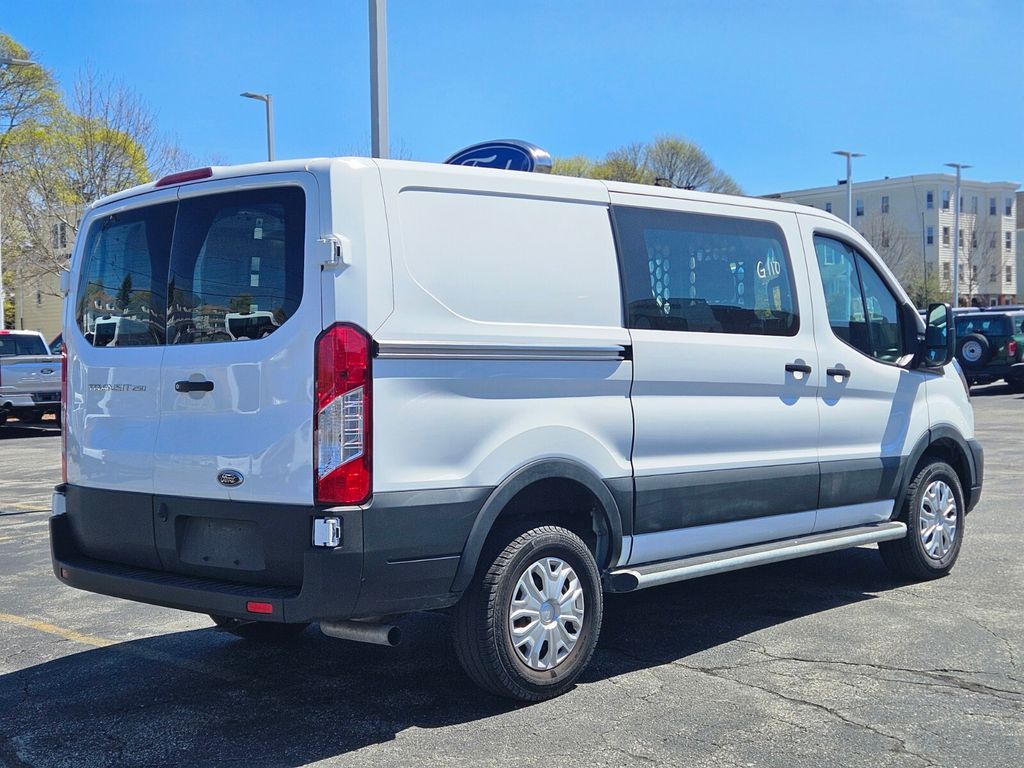 Used 2025 Ford Transit 250 - photo 6