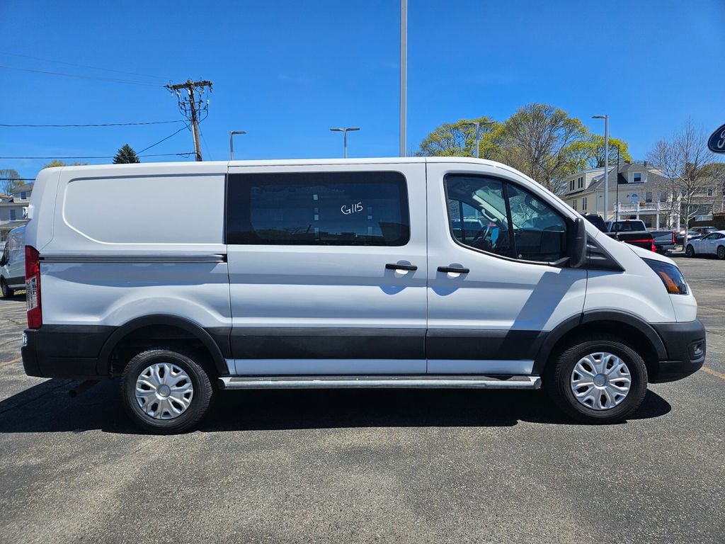 Used 2025 Ford Transit 250 - photo 7