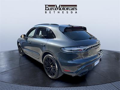 Used 2023 Porsche Macan - photo 1