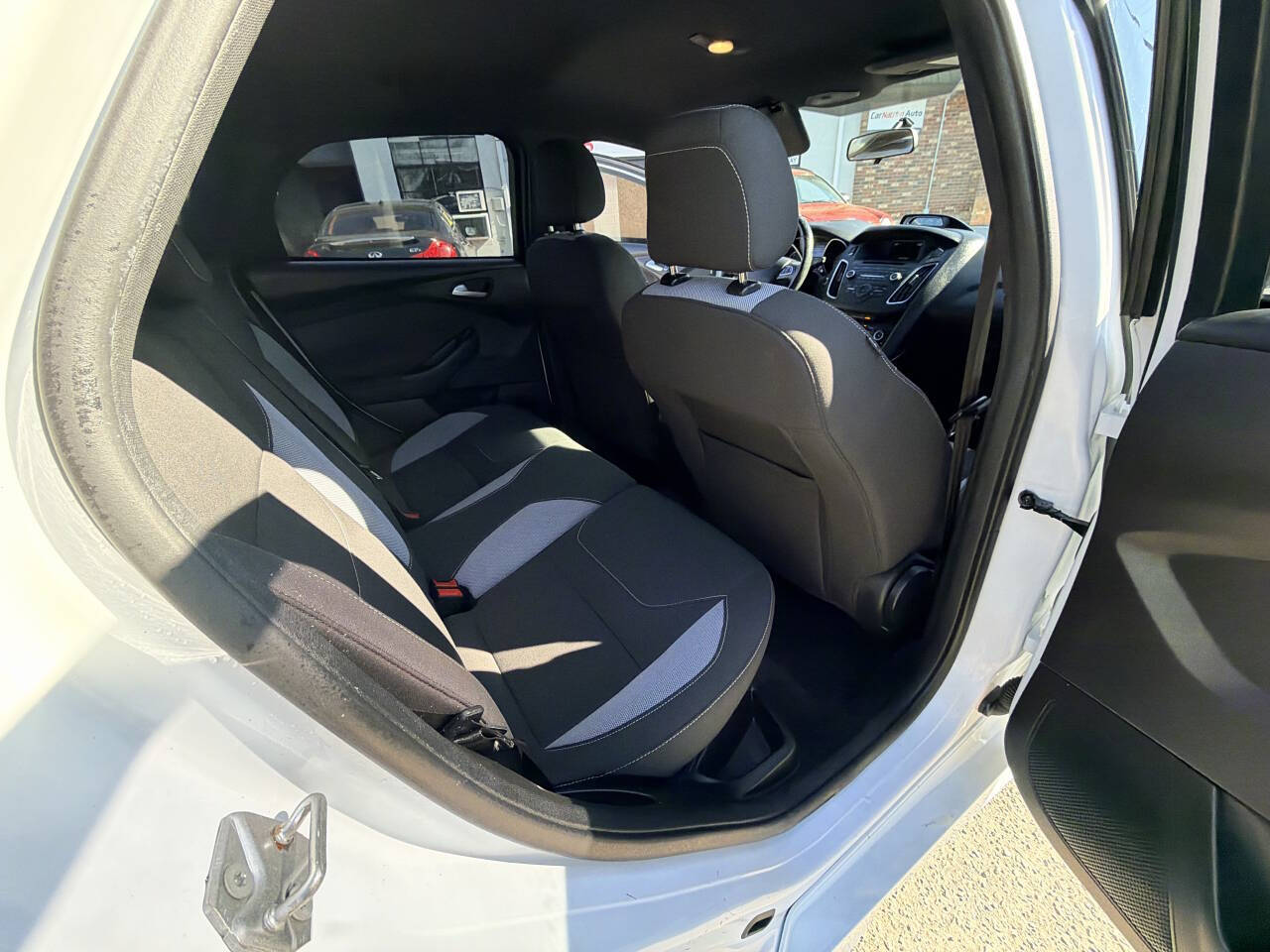 Used 2016 Ford Focus - photo 17