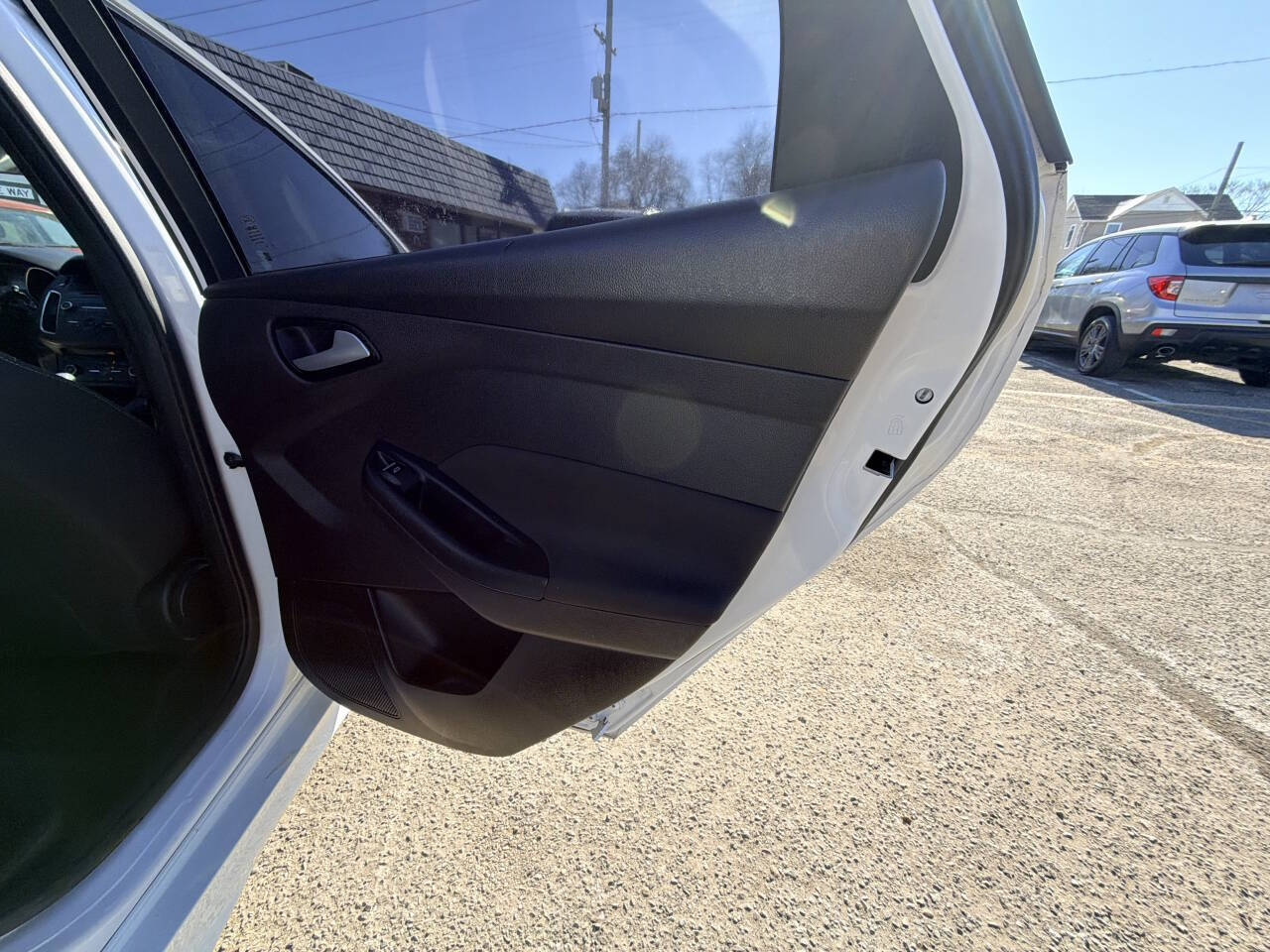 Used 2016 Ford Focus - photo 19