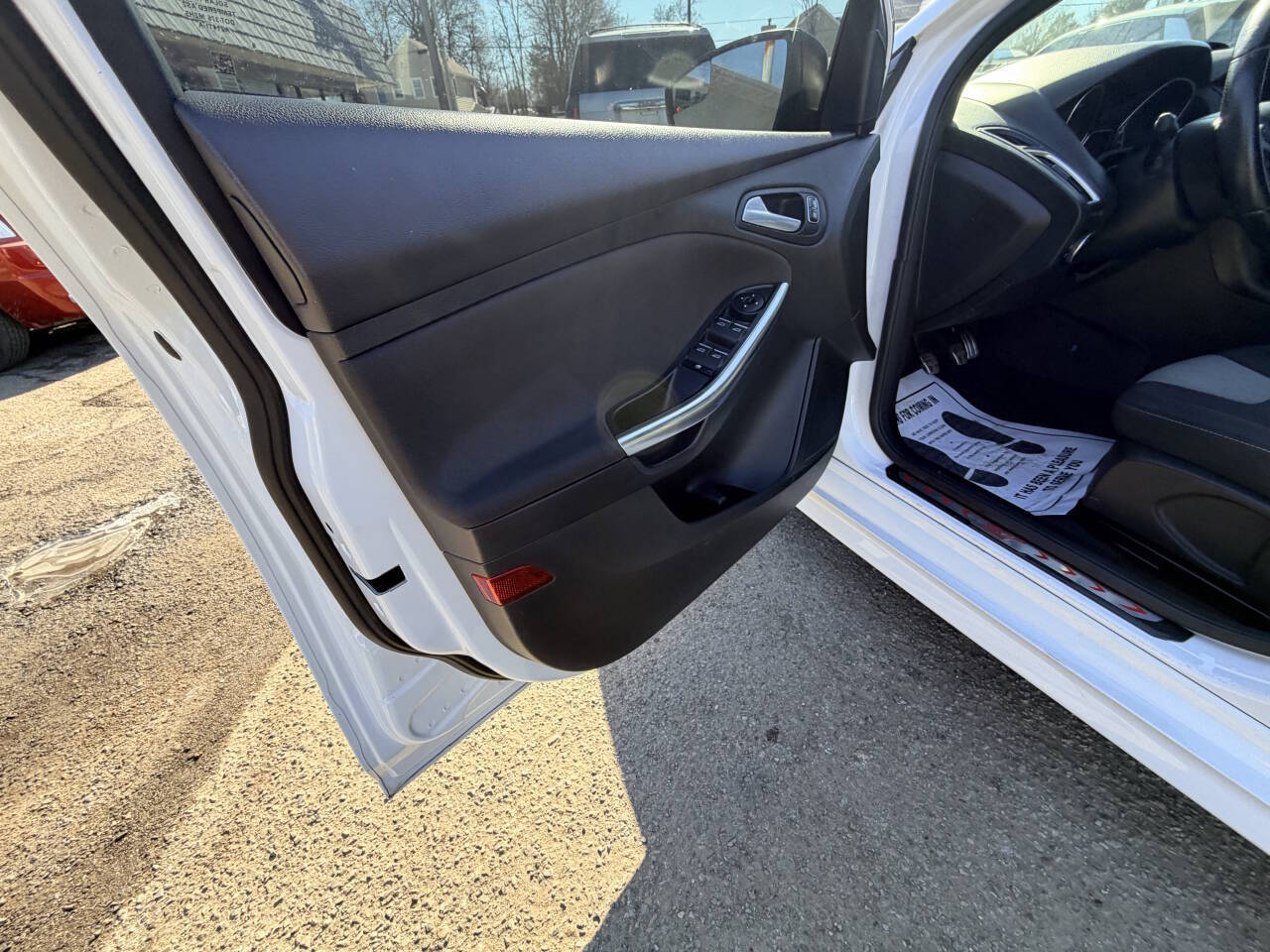 Used 2016 Ford Focus - photo 26
