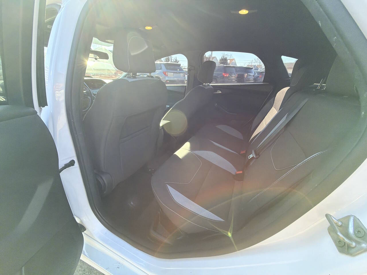 Used 2016 Ford Focus - photo 11