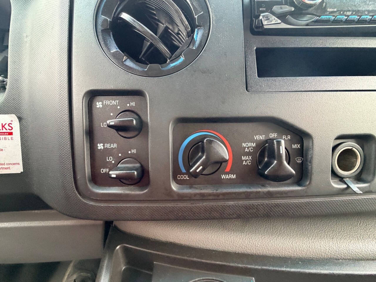 Used 2014 Ford E-350 - photo 74