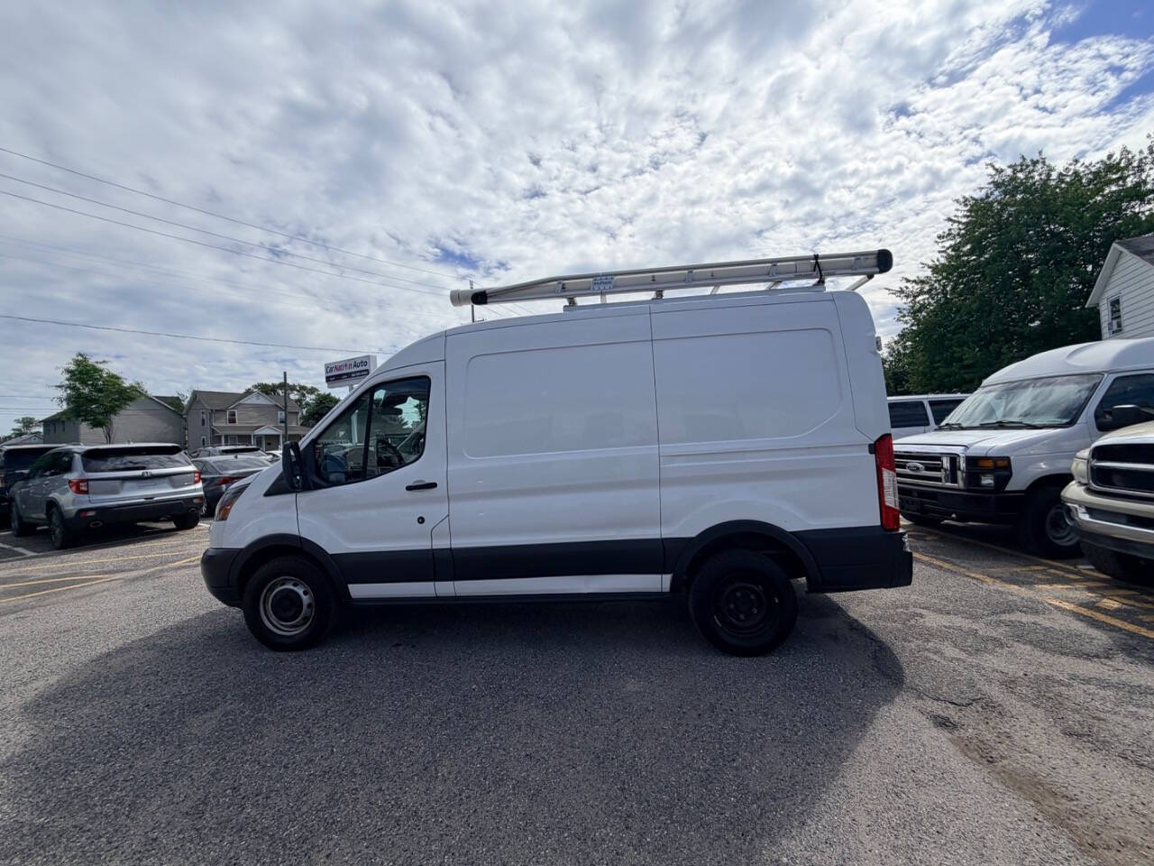 Used 2017 Ford Transit 250 - photo 34