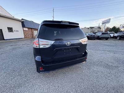 Used 2019 Toyota Sienna SE Minivan for sale #5TDXZ3DC0KS978234 - photo 2