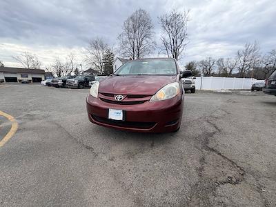 Used 2008 Toyota Sienna - photo 1