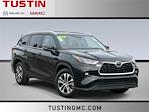 Used 2022 Toyota Highlander XLE for sale #15554P - photo 1