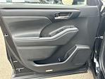 Used 2022 Toyota Highlander XLE for sale #15554P - photo 21