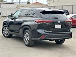 Used 2022 Toyota Highlander XLE for sale #15554P - photo 6