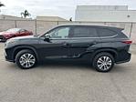 Used 2022 Toyota Highlander XLE for sale #15554P - photo 7