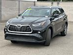 Used 2022 Toyota Highlander XLE for sale #15554P - photo 8