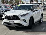 Used 2022 Toyota Highlander Limited for sale #15924T - photo 1
