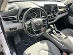 Used 2022 Toyota Highlander Limited for sale #15924T - photo 3