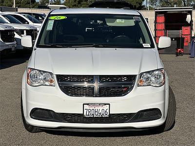 Used 2016 Dodge Grand Caravan SXT Minivan for sale #16184T - photo 2